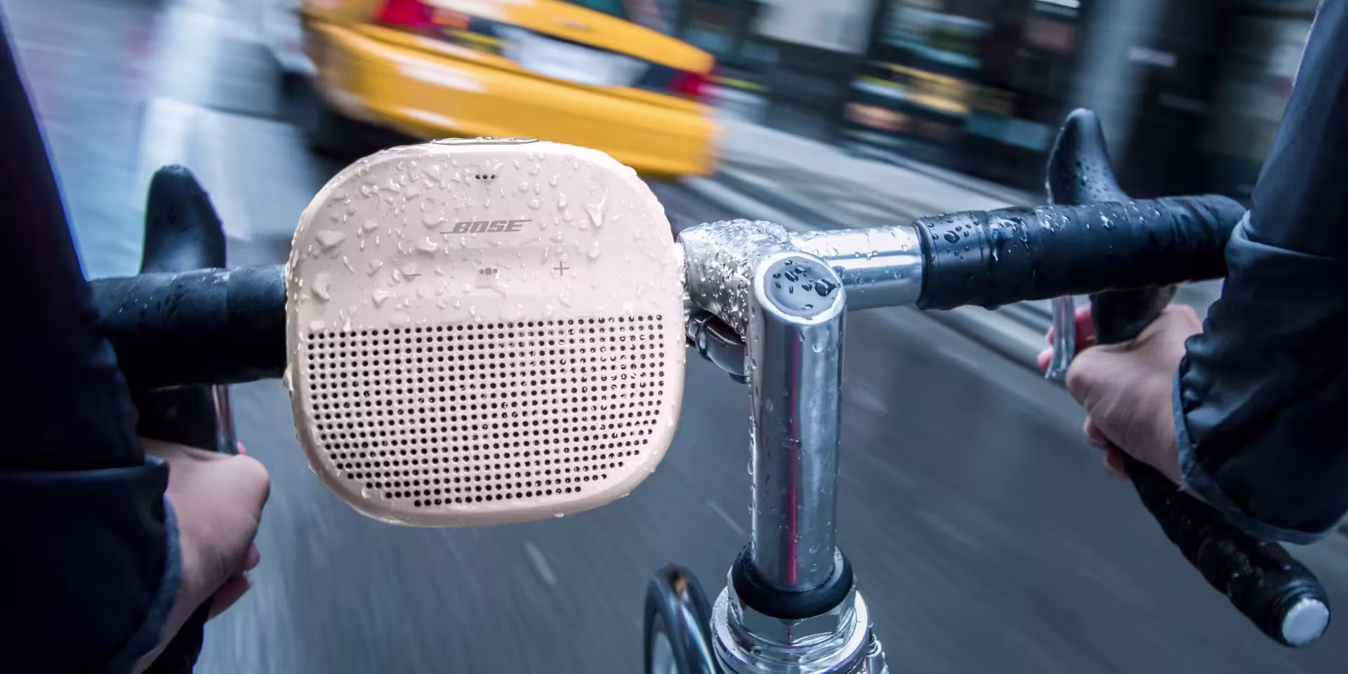 Bose SoundLink Micro in the rain